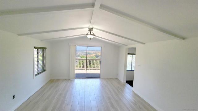 2402 Amick St, Oceanside CA: https://media.crmls.org/mediaz/d2d43727-aa15-4215-a1e5-c47a88cd140a.jpg