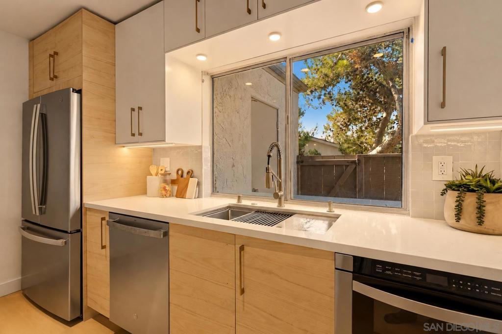 9606 Easter Way - photo 14