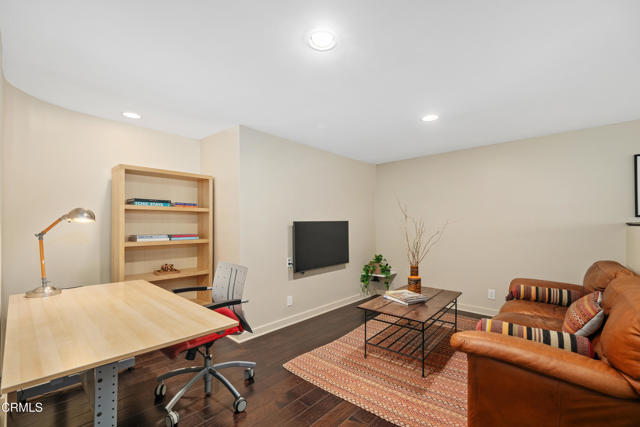 Detail Gallery Image 30 of 37 For 11915 Gorham Ave #3,  Los Angeles,  CA 90049 - 2 Beds | 2 Baths