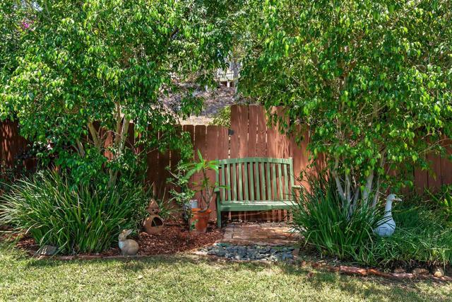 8420 Porter Hill Terrace, La Mesa CA: https://media.crmls.org/mediaz/d2d5a388-539c-41c0-bba5-fef708fed6b8.jpg