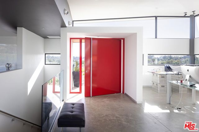 36453 Via El Pais Bonita, Temecula CA: https://media.crmls.org/mediaz/d2d65682-35fa-4b65-9f2e-7d72150e13e0.jpg