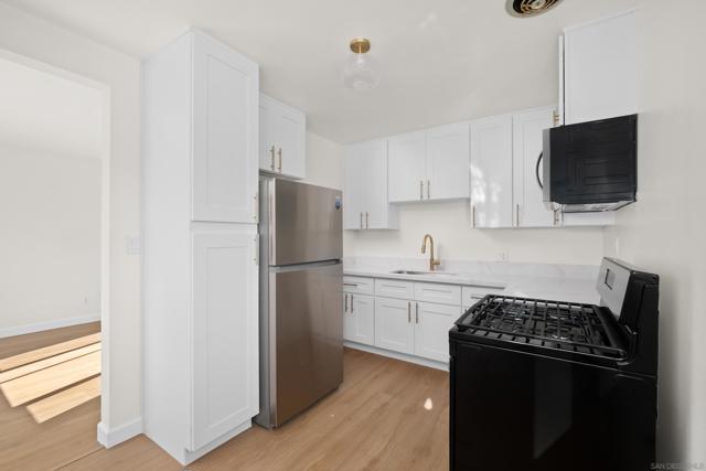 Image 10 of 75 For 4419 Mississippi St