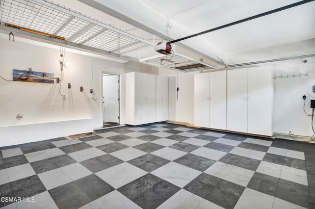 3044 Ferncrest Place, Thousand Oaks CA: https://media.crmls.org/mediaz/d2d86b66-a9bd-46f0-a595-0ef925af2914.jpg