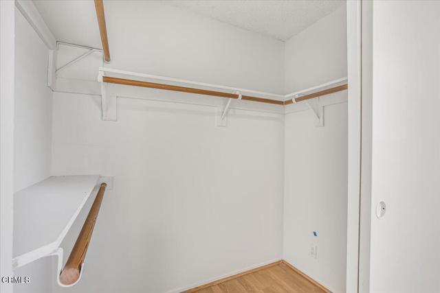 3630 Dallas Drive, Oxnard CA: https://media.crmls.org/mediaz/d2d874e5-8494-4db5-80a4-72743c83f790.jpg