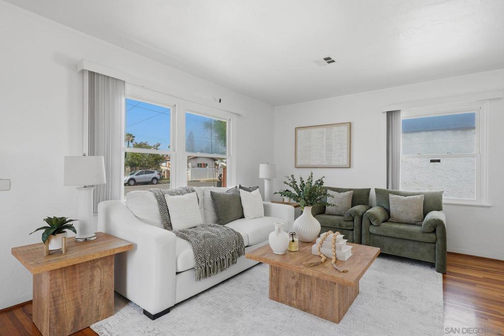 4077 Myrtle - photo 2