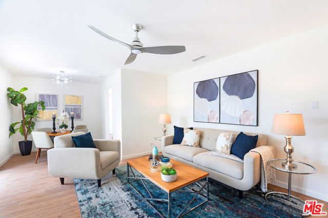 17209 Stagg Street, Van Nuys CA: https://media.crmls.org/mediaz/d2dad268-2d2e-4916-8d95-426c8e3b6e49.jpg