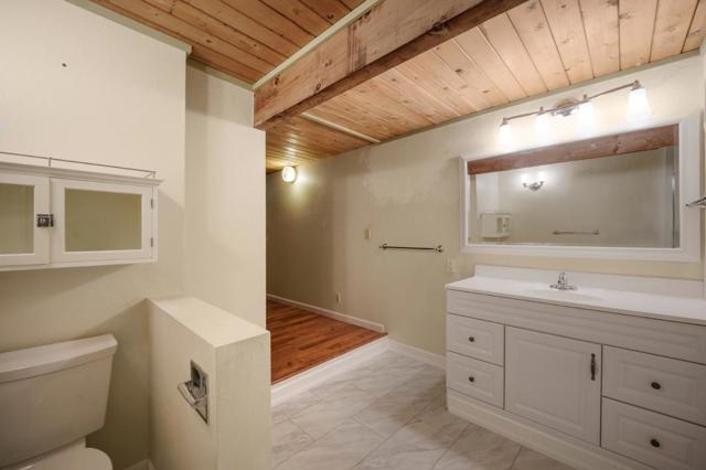 17855 Kiowa Trail, Los Gatos CA: https://media.crmls.org/mediaz/d2db23fb-d4ce-437f-b40c-9b6c6636a7ae.jpg