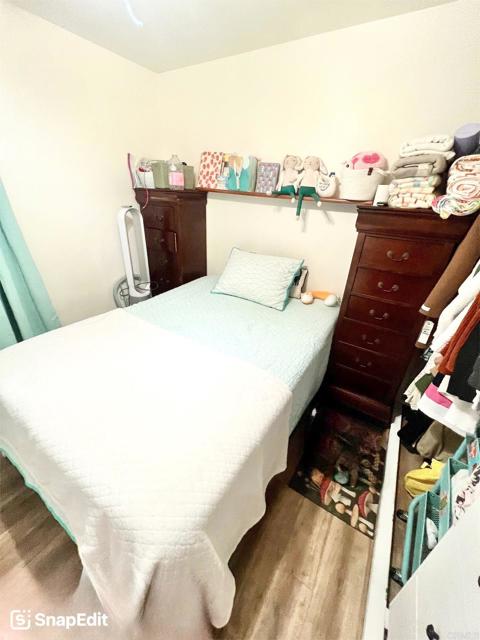 4162 4164 38Th Street, San Diego CA: https://media.crmls.org/mediaz/d2db7c7e-2534-4dac-b3d9-d8c8a3b6581d.jpg