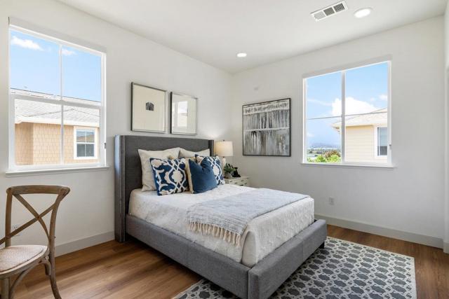 201 Keech Drive,  CA: https://media.crmls.org/mediaz/d2dc44ba-a091-4144-bf64-473f5c0099c4.jpg