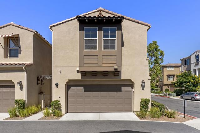 1212 Via Lucero, Oceanside CA: https://media.crmls.org/mediaz/d2dc871e-f075-4bf7-96d4-557d9a71224b.jpg