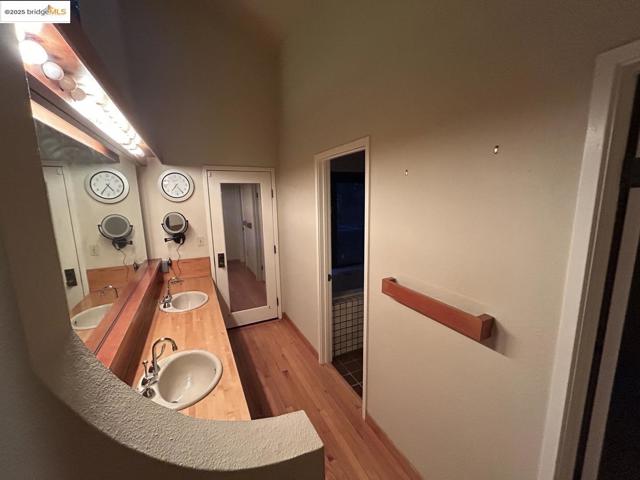 371 Montair DR, Danville CA: https://media.crmls.org/mediaz/d2dd15ed-eb36-46fe-ae9b-9ba421a0ce6a.jpg