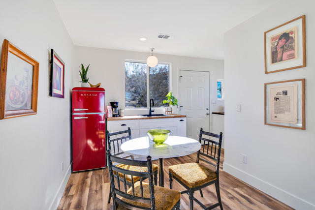 Image 43 of 83 For 59800 Onaga Trail