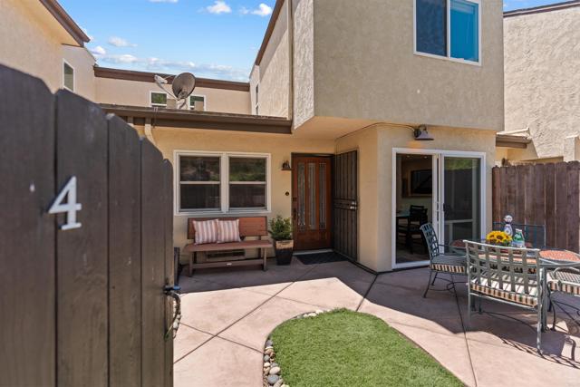 4485 Vision Drive, San Diego CA: https://media.crmls.org/mediaz/d2ddd8c8-b26e-46fc-9fdf-15fcef885cad.jpg