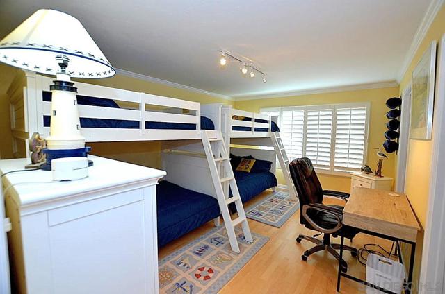 95 Port of Spain, Coronado CA: https://media.crmls.org/mediaz/d2de1448-55d1-4067-9de3-2acb4671d480.jpg