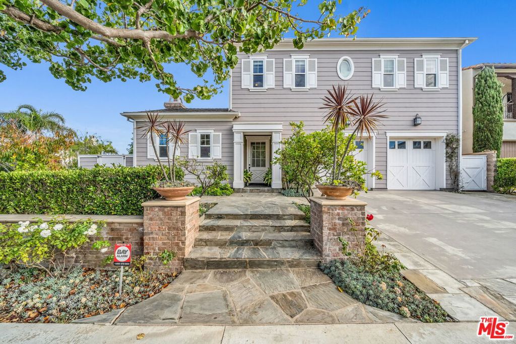 8003 Bell Crest Drive, Los Angeles, CA 90045