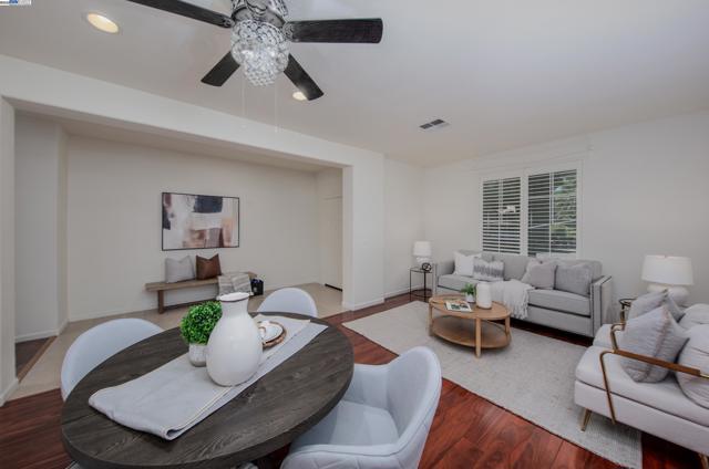 555 Centre Court Dr, Tracy CA: https://media.crmls.org/mediaz/d2deacb9-43d2-4aa9-8a48-f6c5878242fb.jpg