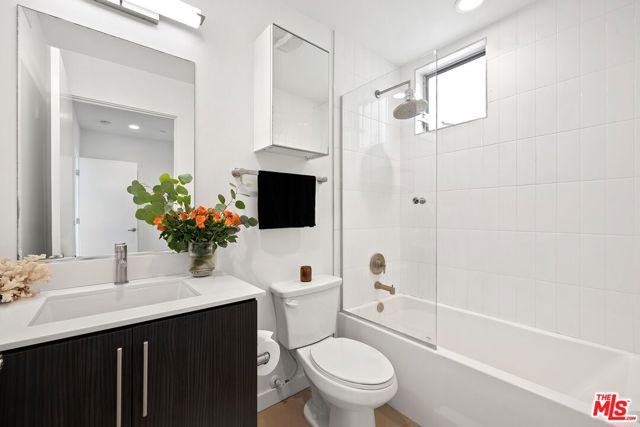 1923 N Gower Street, Los Angeles CA: https://media.crmls.org/mediaz/d2deda89-df3b-4f37-966f-491901f5db95.jpg