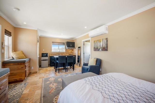 5500 Rio Cascada,  CA: https://media.crmls.org/mediaz/d2df4e4d-0b40-4b7f-a6cf-ef811cfc99a3.jpg