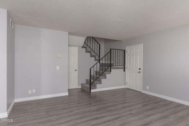 Detail Gallery Image 6 of 20 For 646 River St #D,  Fillmore,  CA 93015 - 3 Beds | 2/1 Baths