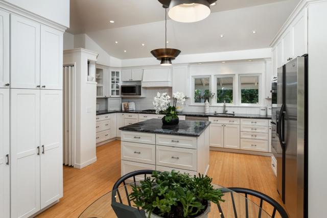 700 Laurelwood Drive, San Mateo CA: https://media.crmls.org/mediaz/d2dfe8dc-5429-4607-8538-83e3fa927898.jpg