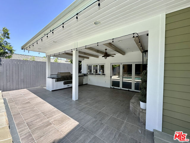 12722 Halkirk Street, Studio City CA: https://media.crmls.org/mediaz/d2e087d5-89d2-49e4-a163-5e4d52b0deb6.jpg
