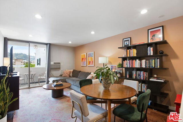 feature listing property photo