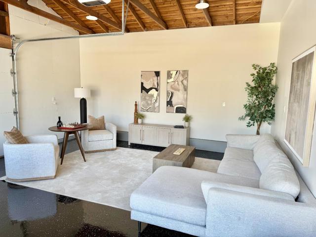 3845 East Lake Way, Redwood City CA: https://media.crmls.org/mediaz/d2e0dc61-e24a-4cce-8a9b-aaf71d104fa8.jpg