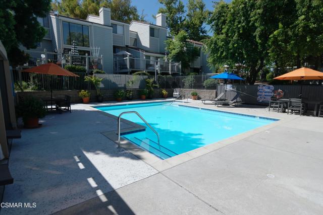 1228 S Westlake Boulevard, Westlake Village CA: https://media.crmls.org/mediaz/d2e157b1-38f9-434a-a9b1-c52b77b37aa2.jpg