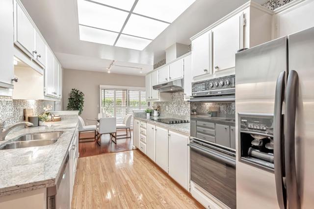 1294 Woodside Road, Redwood City CA: https://media.crmls.org/mediaz/d2e262c4-ebdc-4db7-9f1d-6b5e02511a8b.jpg