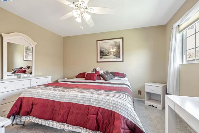 2683 Cryer St, Hayward CA: https://media.crmls.org/mediaz/d2e27858-6a19-4090-9004-a63f02d90da5.jpg