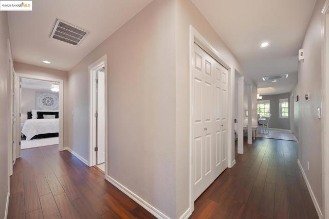 3196 Sudbury RD, Cameron Park CA: https://media.crmls.org/mediaz/d2e2aac3-1fa8-437b-9312-b5e7d08e3cd8.jpg