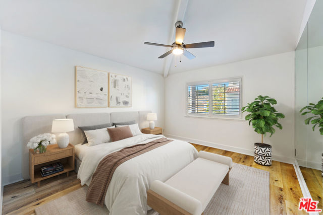 6477 Zuma View Place, Malibu CA: https://media.crmls.org/mediaz/d2e361c3-3f43-4162-9aa3-752f3b767e6f.jpg