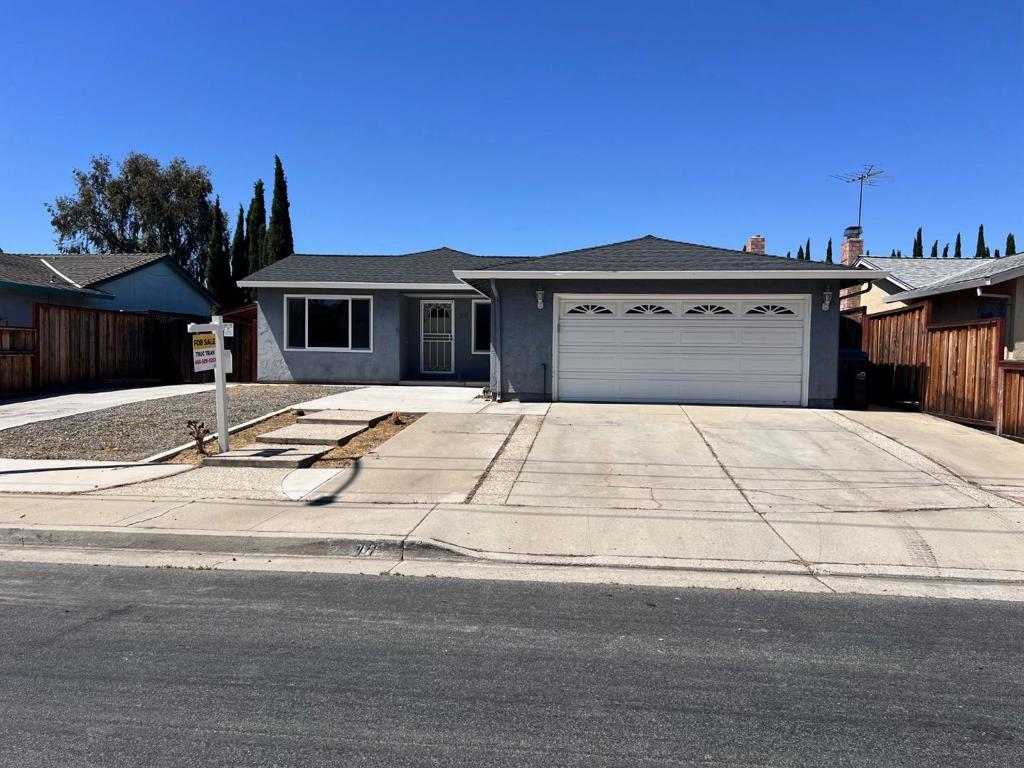 77 Shenado Place