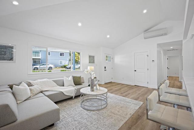 1133 Crowe Place, Concord CA: https://media.crmls.org/mediaz/d2e3e6ae-69fe-4a02-ad39-3e78966b629e.jpg