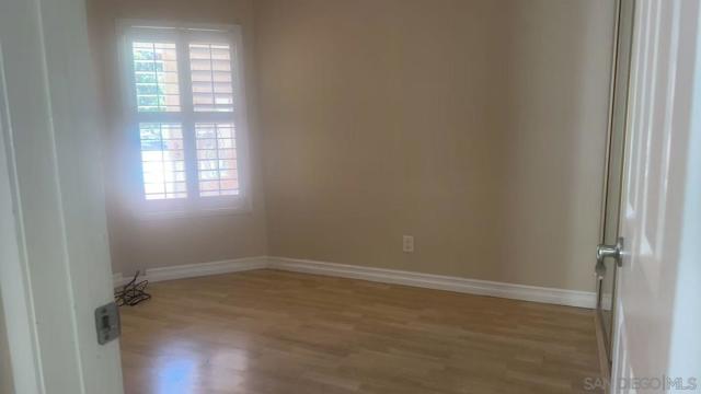 1095 Stillwell Ave, San Diego CA: https://media.crmls.org/mediaz/d2e436dd-93a0-46b1-9a29-30e34fd3ff44.jpg
