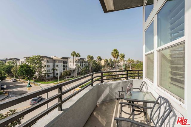 Image 15 of 43 For 7100 Playa Vista Drive 404