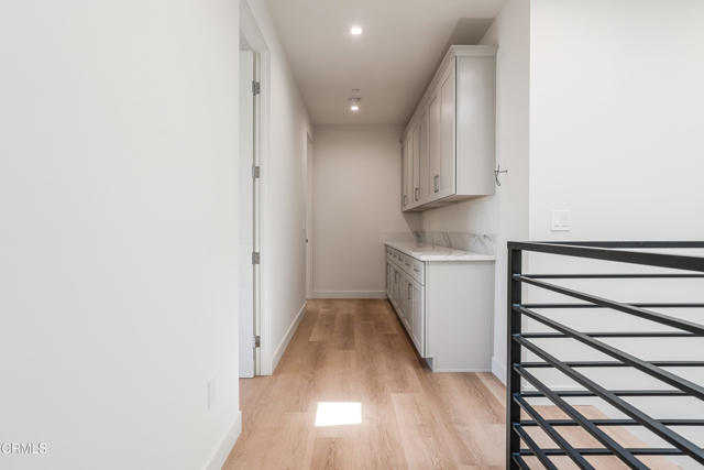 Detail Gallery Image 60 of 68 For 2821 Los Robles Rd, Thousand Oaks,  CA 91362 - 3 Beds | 2/1 Baths