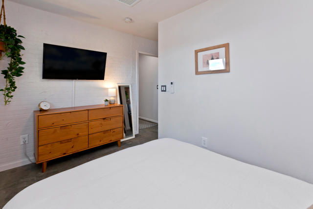 3663 Olympic Road, Joshua Tree CA: https://media.crmls.org/mediaz/d2e78c4f-8543-496d-9843-6909d8703b6f.jpg