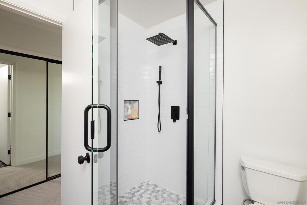 MLS #250034678SD img 24