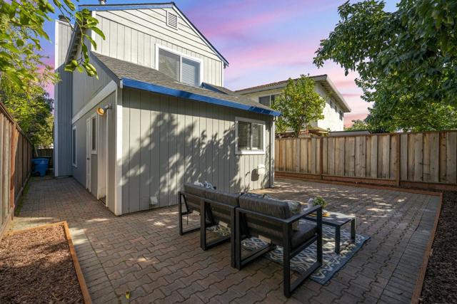 10091 Santa Clara Avenue, Cupertino CA: https://media.crmls.org/mediaz/d2e86f3d-f97a-406c-98b3-ea5759ac12ac.jpg