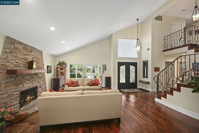 635 Canyon Crest Rd. E., San Ramon CA: https://media.crmls.org/mediaz/d2e928a0-591e-4303-9085-5aa01ad5965a.jpg