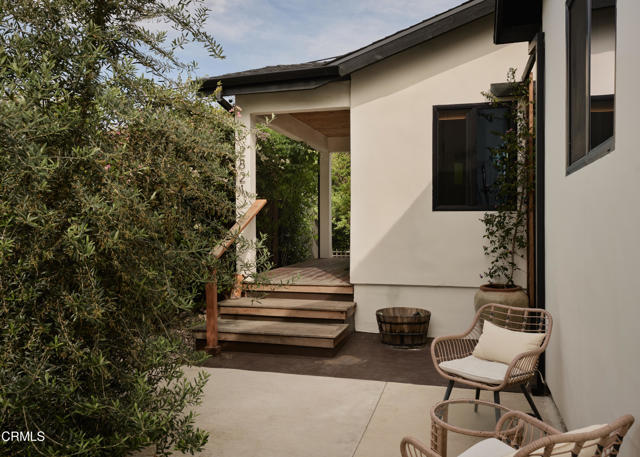 Detail Gallery Image 23 of 32 For 2819 Frederick St, Los Angeles,  CA 90065 - 3 Beds | 3 Baths