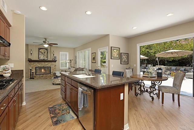 Detail Gallery Image 7 of 37 For 1062 Goldeneye View, Carlsbad,  CA 92011 - 5 Beds | 4 Baths