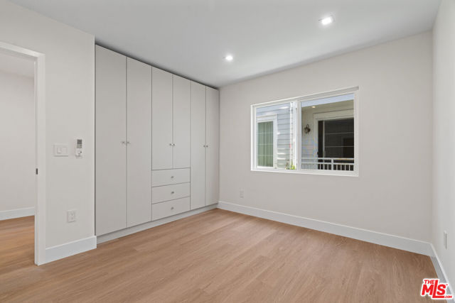 420 S Sepulveda Boulevard, Los Angeles CA: https://media.crmls.org/mediaz/d2ebce06-a61a-4ac6-8e61-e93b0d8add90.jpg
