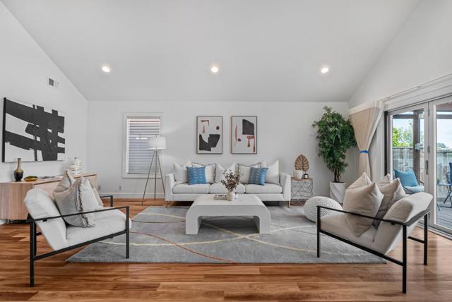 707 Santa Cruz Lane, Foster City CA: https://media.crmls.org/mediaz/d2ec19f0-bc8c-4f6f-9be8-ba72dfd6ea50.jpg