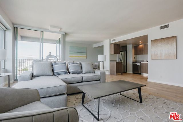 3460 W 7th Street, Los Angeles CA: https://media.crmls.org/mediaz/d2ec6e43-3ffb-4095-8655-d4abf56e1667.jpg