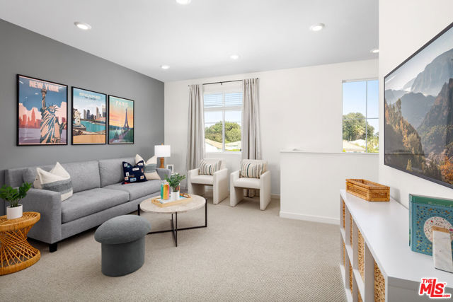 11787 E Melody Way, Whittier CA: https://media.crmls.org/mediaz/d2eeaebb-d740-43f7-a30e-357c1f919a04.jpg