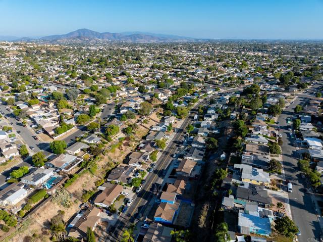 Detail Gallery Image 7 of 34 For 4108 Aragon Dr, San Diego,  CA 92115 - 3 Beds | 1/1 Baths