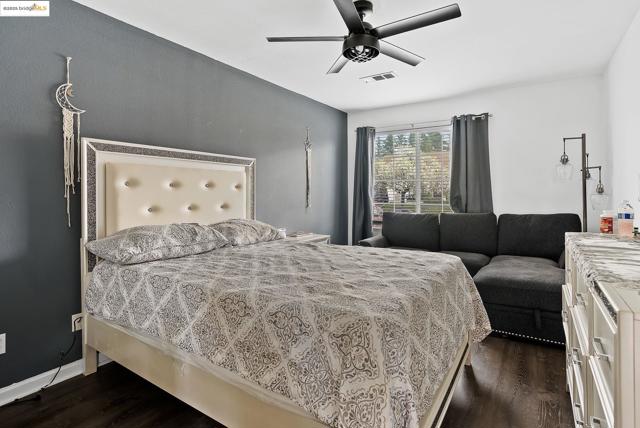 2105 Bedrock Way, Antioch CA: https://media.crmls.org/mediaz/d2f07269-2c24-4b61-8292-5a9a45244c20.jpg