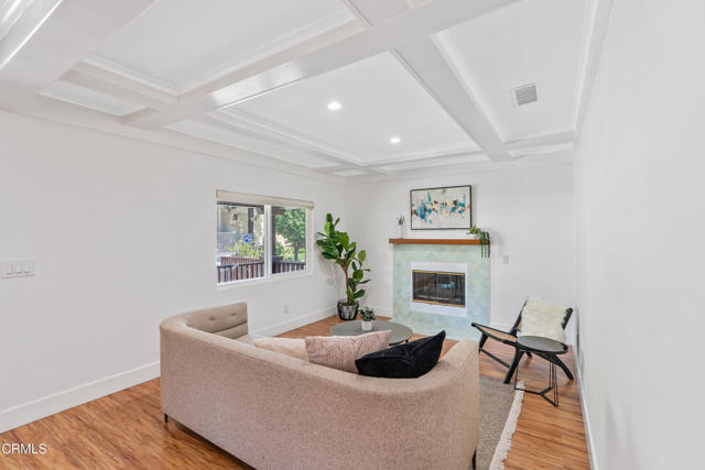 1015 Nolden Street, Highland Park CA: https://media.crmls.org/mediaz/d2f07742-da85-4940-b782-f2c8ca1e0d17.jpg